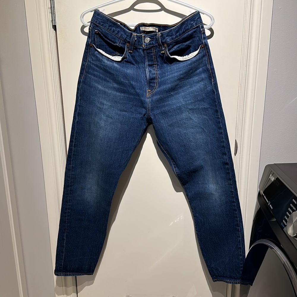Levi Wedgie Button Fly - Picture 2 of 3